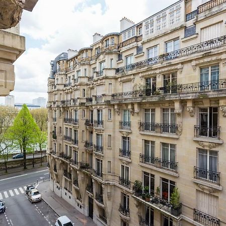 CMG Suite Premium Tour Eiffel IV Paris Extérieur photo
